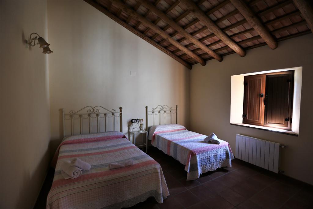 Villa Escutia Касала де ла Сиера Екстериор снимка